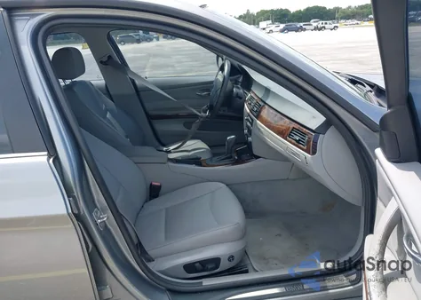 2011 BMW 328I z USA, uszkodzony, nr VIN WBAPH7C5XBA801844